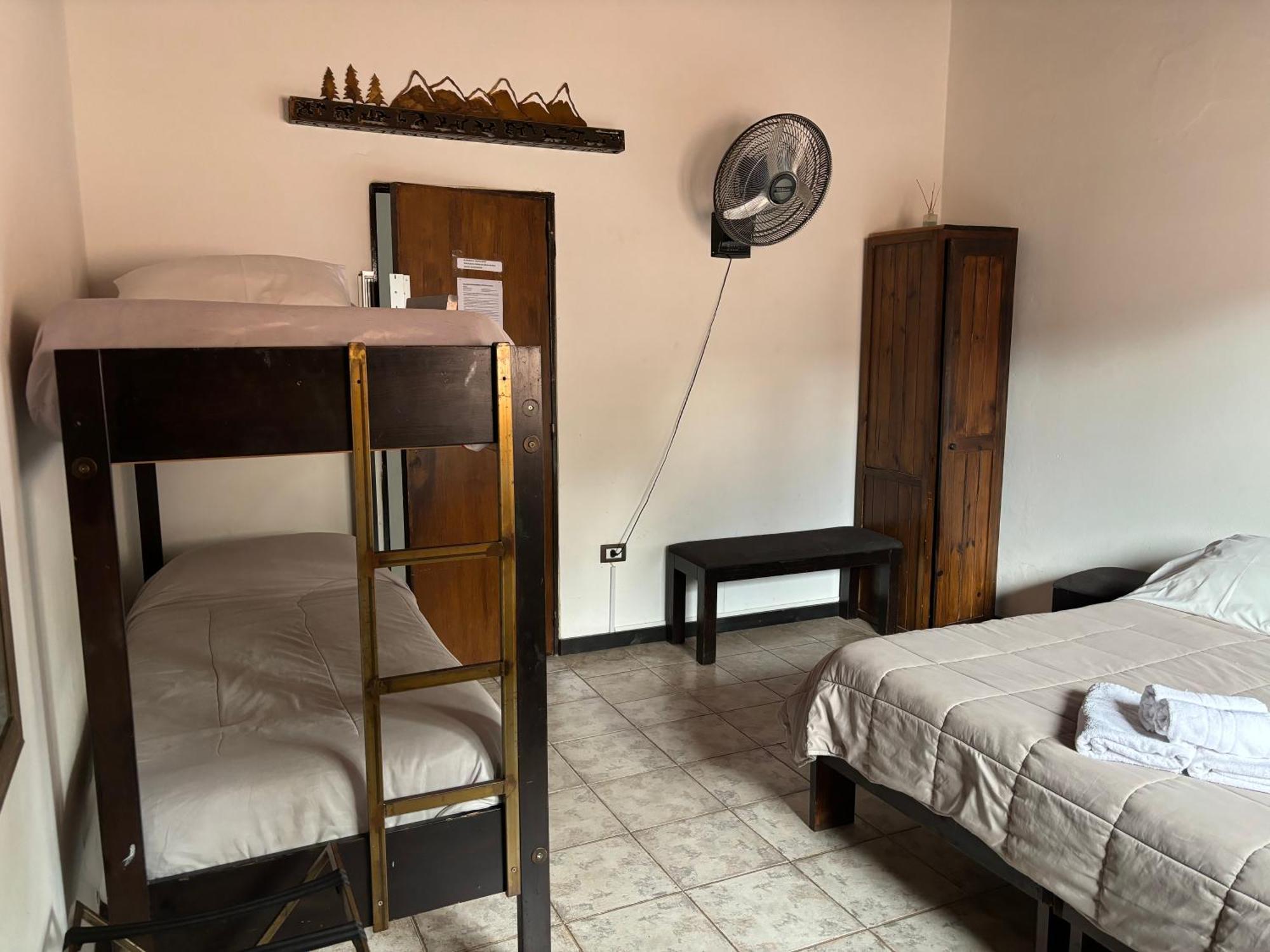 Cucu Haus Hostel ลากุมเบรซิตา ภายนอก รูปภาพ